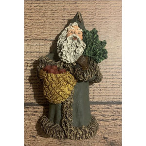 June McKenna 1990 Resin Harvest Santa Christmas Ornament Old World Flat Back